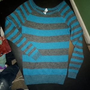 Junior's Aeropostale Blue/Gray Striped Sweater!!!!